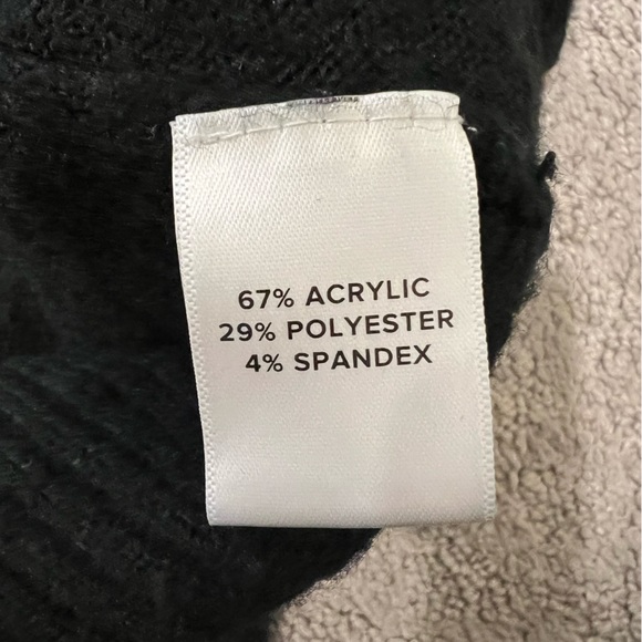 Peyton Jensen Evereve Sweater, size M - Picture 9 of 9